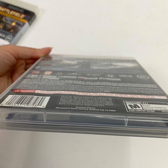 Battlefield 3 and Battlefield 4 Sony PlayStation 3 PS3 Video Game Lot of 2 - Picture 7 of 7